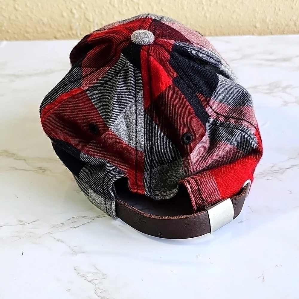 Eddie Bauer Hat.